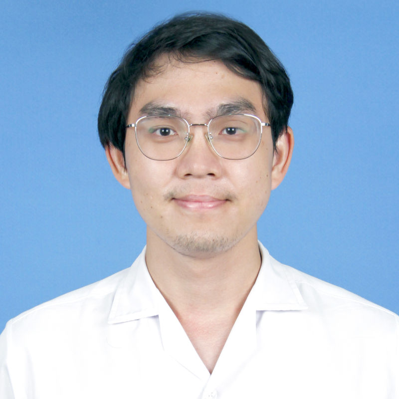 นายแพทย์ปฐวี รักษ์สุธี